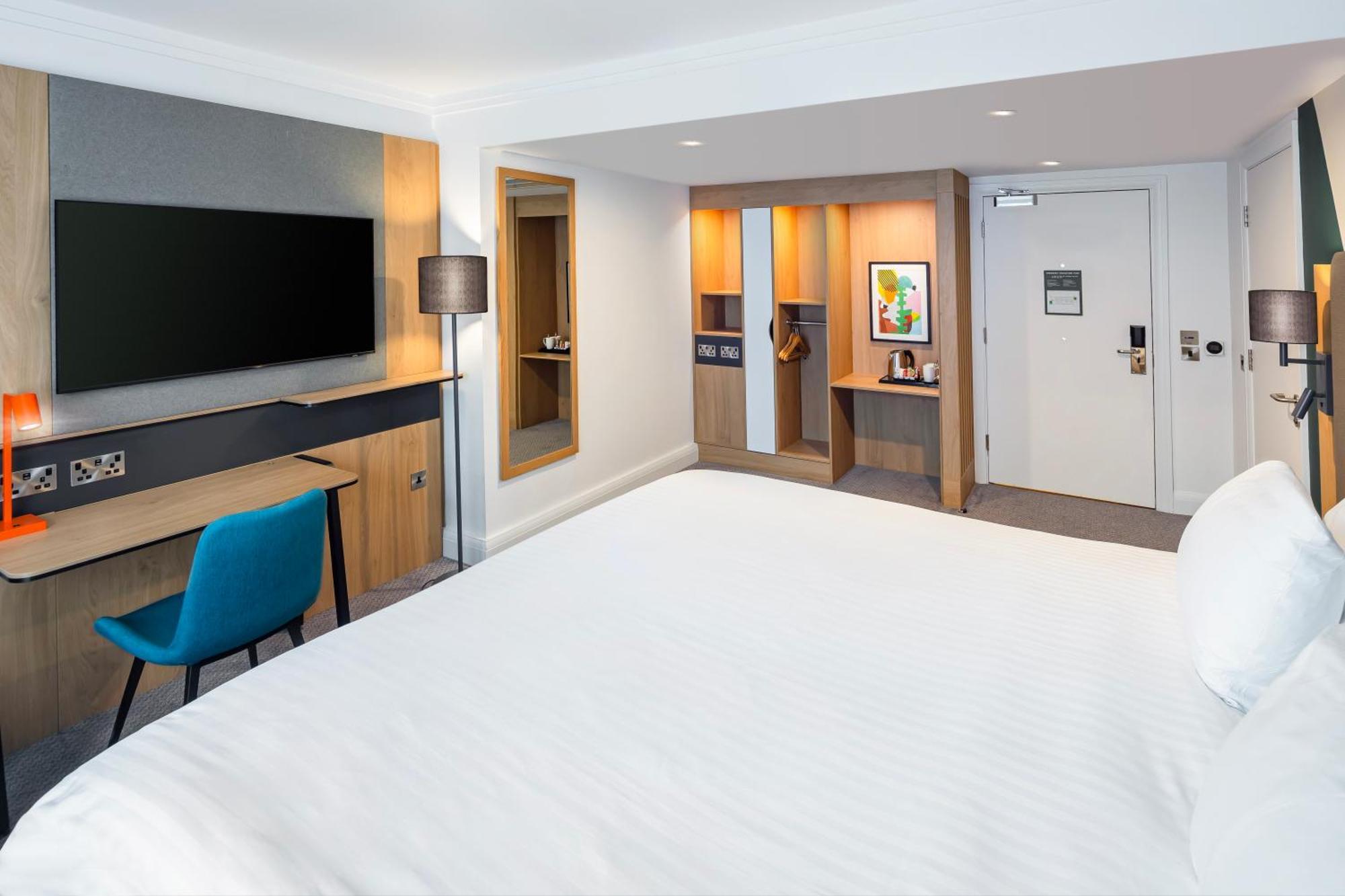 Holiday Inn London - Gatwick Airport By Ihg Horley Exterior foto