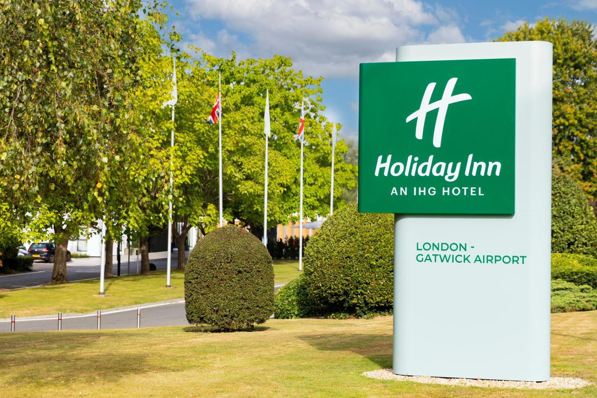 Holiday Inn London - Gatwick Airport By Ihg Horley Exterior foto